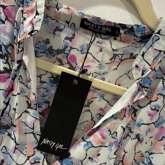 Floral Ruffle Dress - Picture 2 of 4